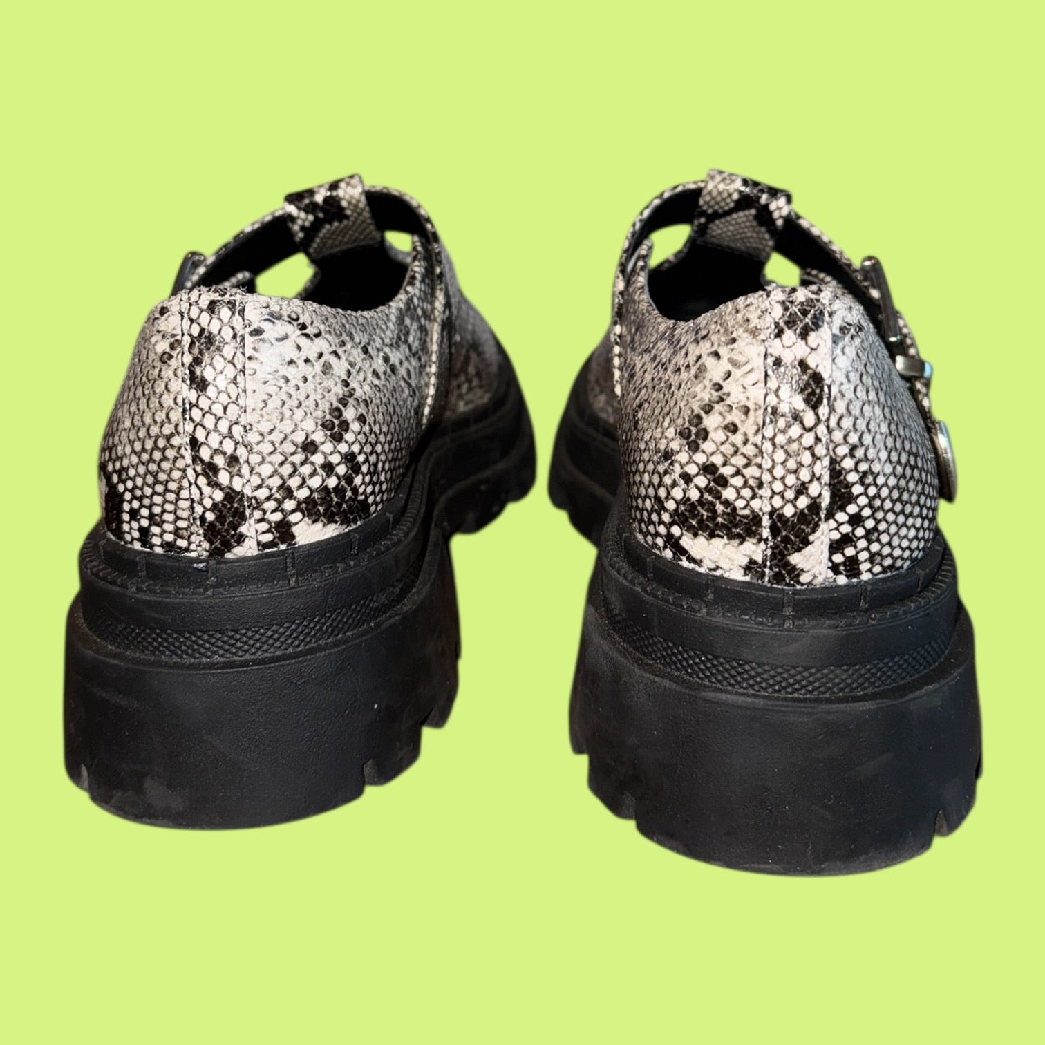 Steve Madden Snake Skin Lug Sole Mary Jane